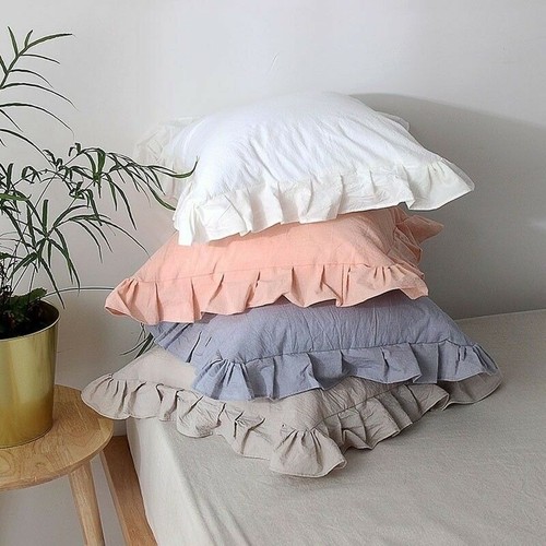 Throw pillow cover - 17.7",